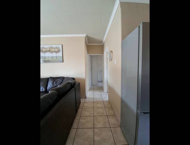 2 BEDROOM TOWNHOUSE FOR SALE IN VAALPARK